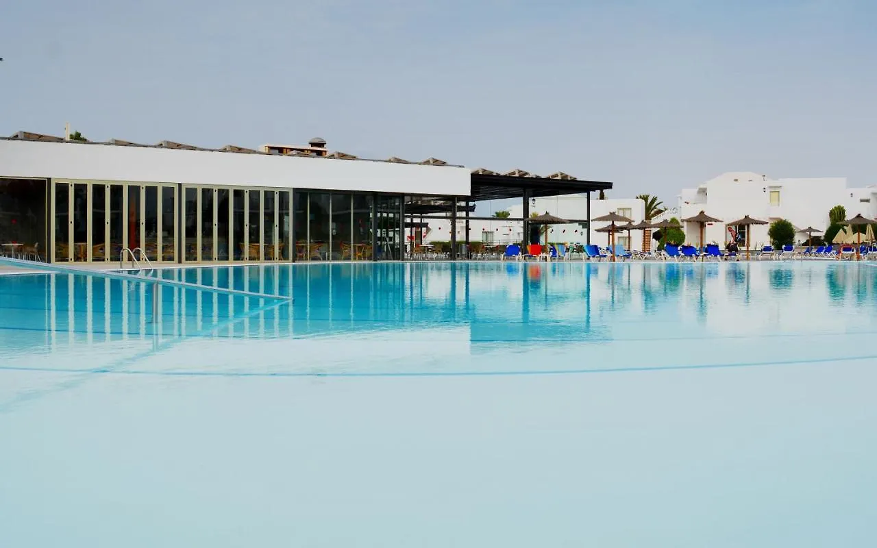 *** Apartahotel Hotel Floresta Puerto del Carmen  España
